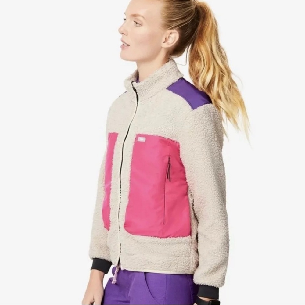 FIGS -New! Sherpa jacket color block